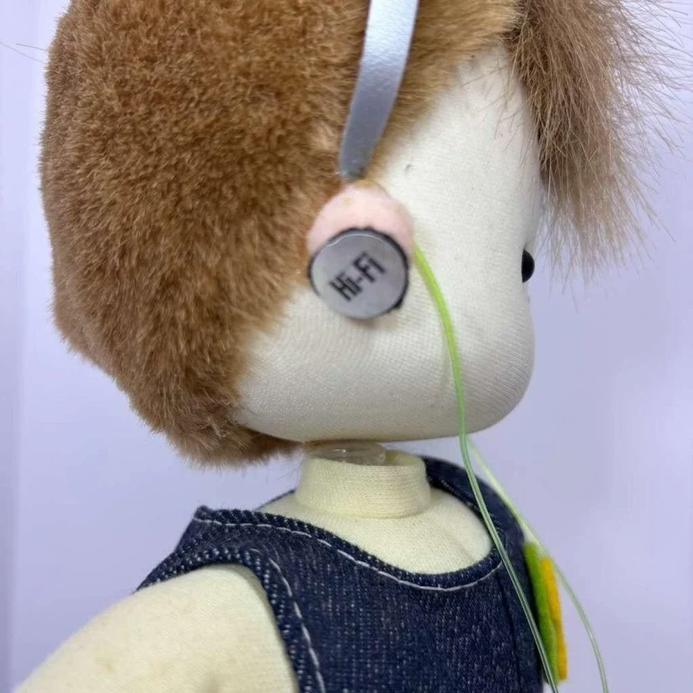 Vintage‎ Wind Up Irish Musical Moving Boy Doll Mohawk Hairdo Walkman & Earphones